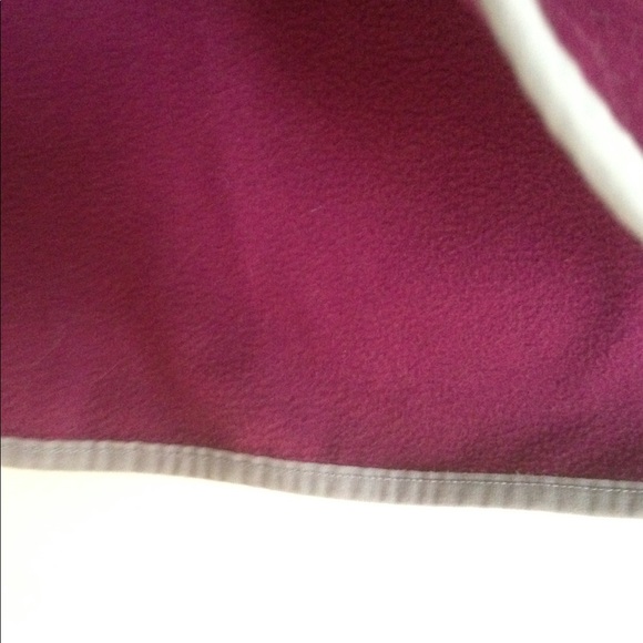 Purple Youth XL Under Armour ColdGear Sweatshirt - Picture 6 of 8